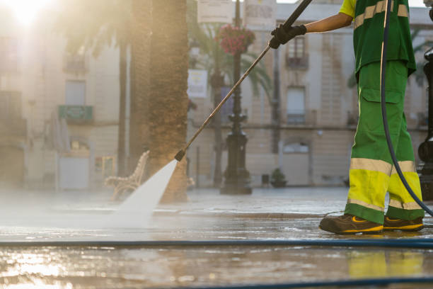 Best Roof Pressure Washing  in Staten Island, NY